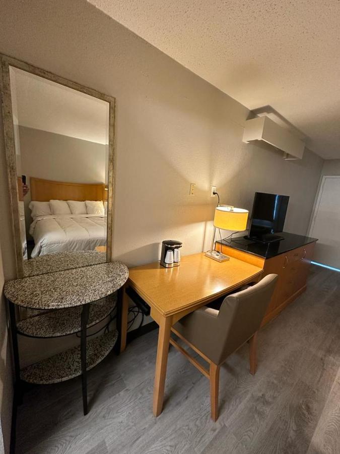 Lanett Inn 외부 사진